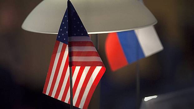 В США поддержали пошлины в 500 процентов для закупающих у РФ нефть и газ стран