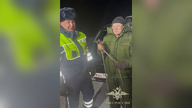 В Оренбургской области сотрудники полиции пришли на помощь рыбакам, застрявшим на Ириклинском водохранилище
