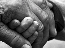 СК просит лишить родительских прав мать девочки, которая в Новый год ушла из дома с незнакомой женщиной