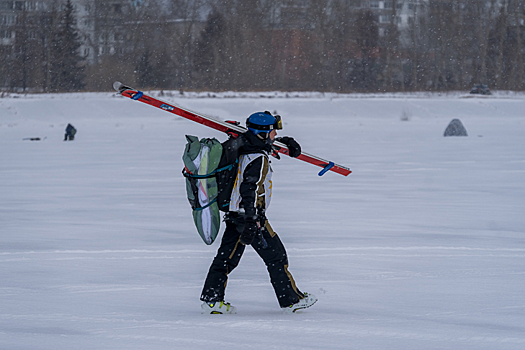 Обрушилась крыша здания горнолыжного комплекса в Новосибирске