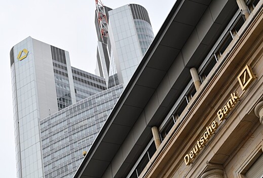 Акции Commerzbank и Deutsche Bank выросли на фоне новых слухов о переговорах по слиянию банков