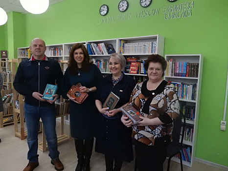 Акцию «Дарите книги с любовью» поддержали в Новофедоровском