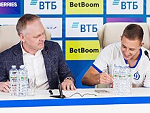 "СЭ": в новом соглашении Гладышева с "Динамо" не предусмотрены отступные для российских клубов