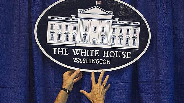 Топ-менеджеры крупных компаний США покидают президентский совет