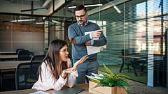 Суд разрешил уволить сотрудницу за слишком ранний приход на работу