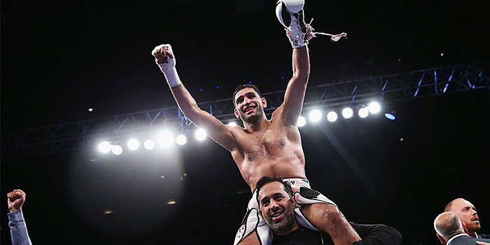 Бывший чемпион мира по боксу Амир Хан завершил карьеру в возрасте 35 лет