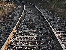 Туск: ведущие на Украину ж/д пути были повреждены при подрыве взрывного устройства