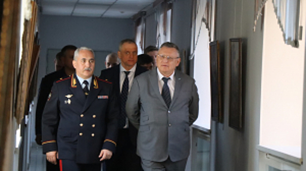 Игорь Зубов посетил Сибирский юридический институт МВД России