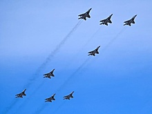 Пилотажная группа "Стрижи" выступит на 100-летии ВВС Монголии