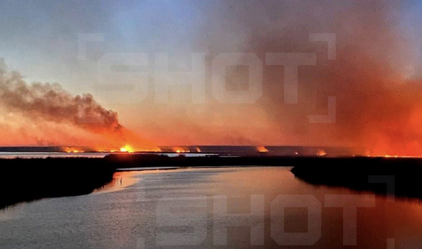 Очевидцы рассказали о крупном природном пожаре в Краснодарском крае