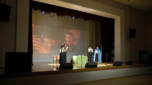 В Пензе устроили театрализованную читку произведения Чарльза Диккенса