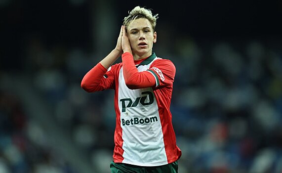 Алексей Батраков забил 11 мяч в текущем сезоне, открыв счет в матче с "Ахматом"