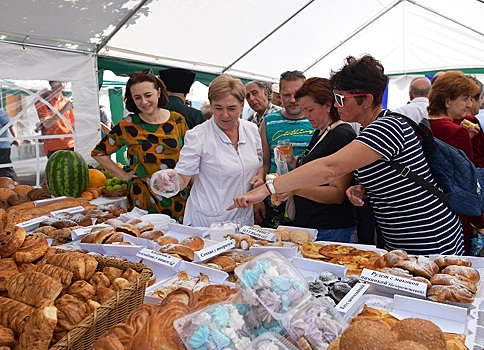 "Глазастая" сосиска шокировала новосибирца