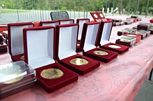 97 выпускников из Дзержинска стали обладателями медалей «За особые успехи в обучении»