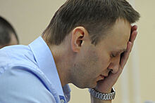 Избитого волонтера штаба Навального оштрафовали