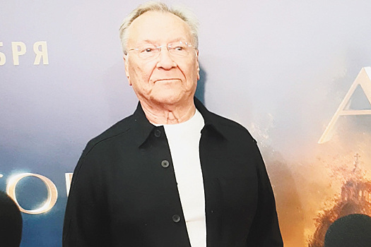 Шакуров читал стихи о России, Якубович рассказывал о полетах