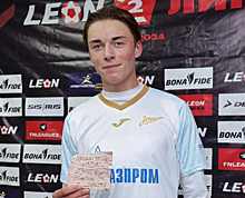 В Великом Новгороде лучшим игрокам футбольных матчей вручают берестяные грамоты