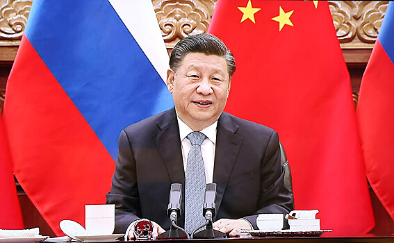 США пригрозили Китаю за помощь России