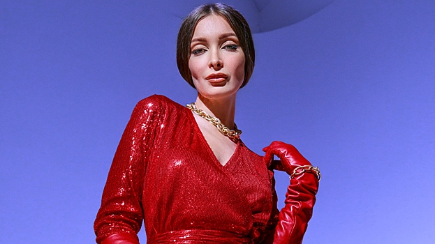 Дизайнер рассказала, какой наряд выбрать на Новый год