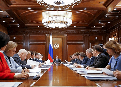 Денис Мантуров принял участие в заседании Правкомиссии по контролю за осуществлением иностранных инвестиций в РФ