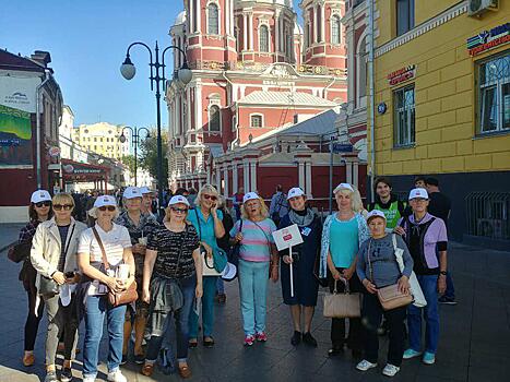 Пенсионеры из Нижегородского узнали историю Пятницкой улицы