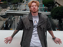 Никита Пресняков прилетел к бабушке на Кипр: «Мужская слеза на подходе»