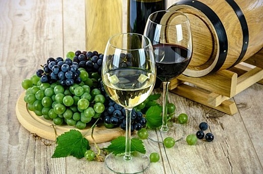 Госдума приняла во втором чтении законопроект о развитии виноделия в России