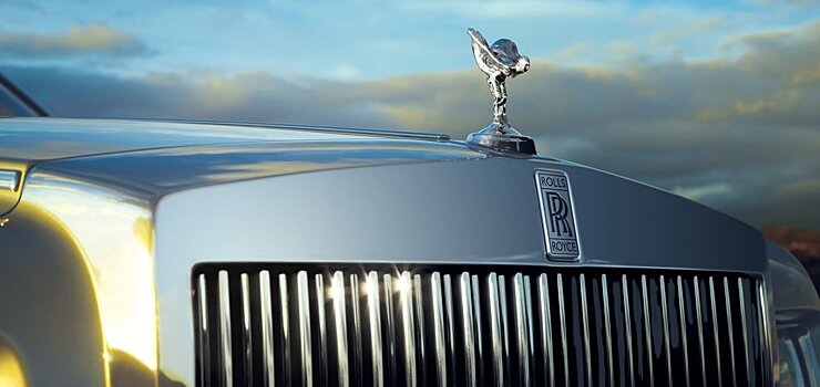 Rolls-Royce тестирует конкурента Bentley Bentayga