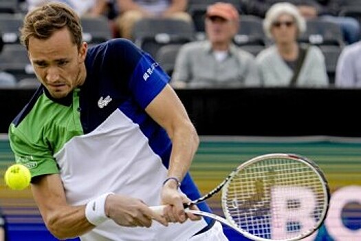 Медведев уступил Рейтховену в финале турнира в Хертогенбосхе