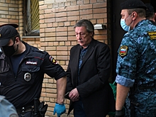 Михаил Ефремов пообещал «чудовищную движуху» после выхода на свободу. В сеть попала запись его разговора с другом