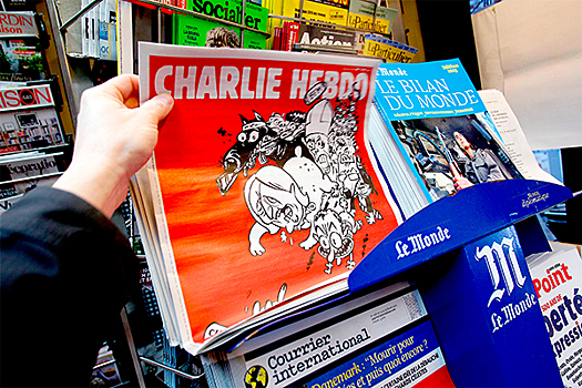 Charlie Hebdo продолжил серию карикатур на теракты в Париже