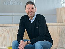 Глава Adidas пожаловался на вред санкций против России