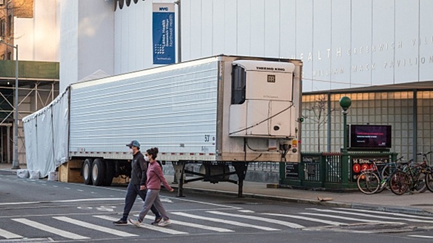 В Нью-Йорке обнаружили грузовик с десятками тел