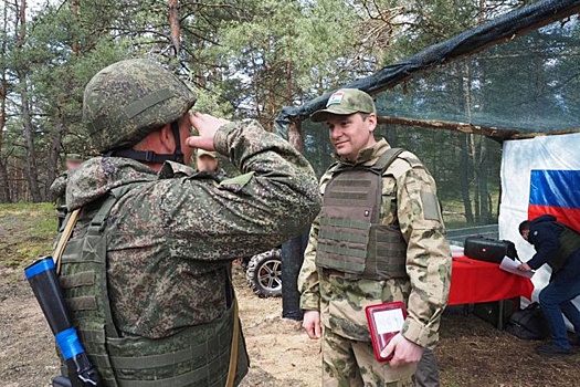 Артем Здунов встретился с бойцами из Мордовии в зоне СВО