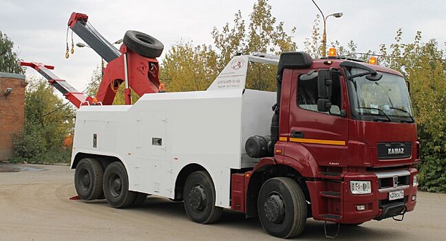 Подмосковный автобусный перевозчик получил новые КАМАЗы-эвакуаторы