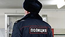 В Петербурге пенсионера задержали по подозрению в краже денег у пожилой женщины