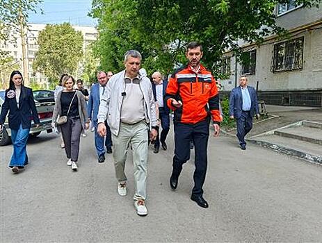 Глава Самары посетил крупнейшие объекты перекладки "Т Плюс", на которых завершается восстановление благоустройства