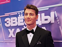 Актер Алексей Воробьев извинился перед девушками, которых назвал неполноценными из-за макияжа