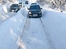 Автохамы снова мешают проезду трамваев