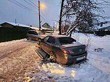 В Калининграде из-за непогоды легковушку повело на встречную полосу в другую машину, есть пострадавшие