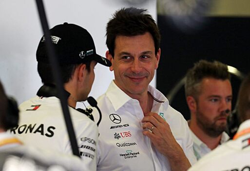 Тото Вольф: Окон достоин места в Mercedes, но в Renault ему будет лучше