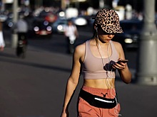 Россиянам дали советы по использованию смартфона в жару