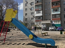 В Волгограде жильцы многоэтажки страдают от трупного запаха