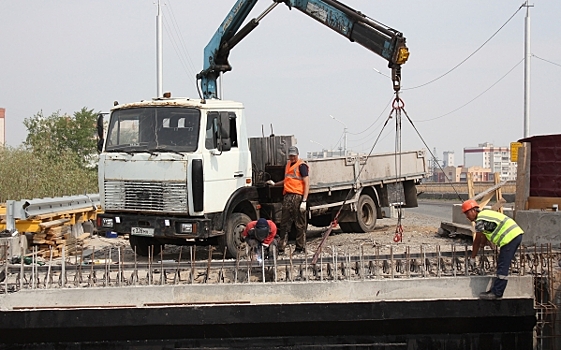 В Кургане приступили к ремонту моста на Карбышева: как организовано движение