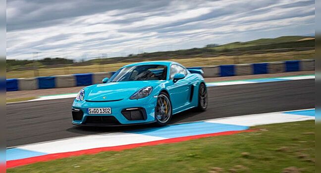 Porsche 718 Cayman GT4 может получить новую трансмиссию