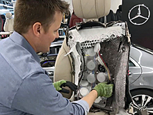 Видео: Блогер выпотрошил кресло Мерседеса и узнал, что внутри