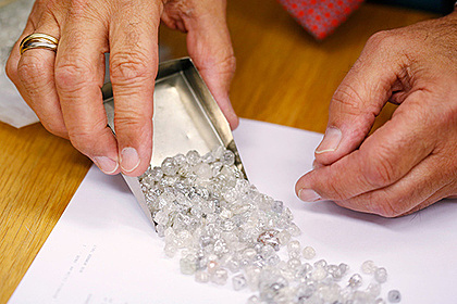 De Beers продала алмазов на 470 миллионов долларов
