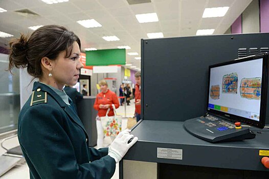 У вернувшейся из Дубая россиянки из багажа пропали 6 тысяч долларов