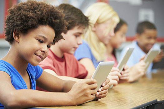 Смартфоны и планшеты могут приравнять к сигаретам