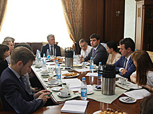 Ректор Финуниверситета встретился с молодыми учеными